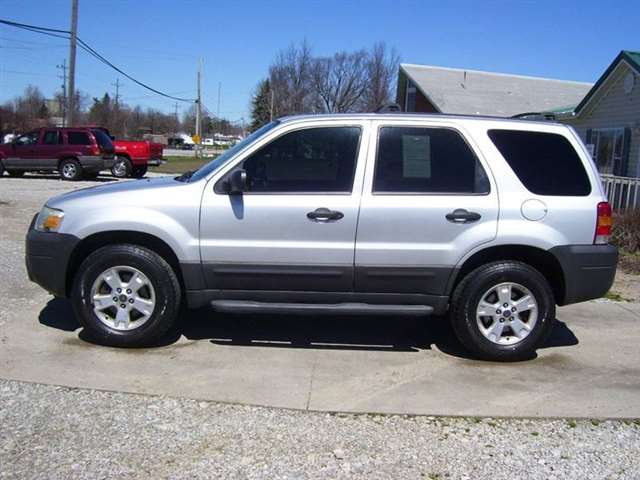 2006 Ford Escape AWD XLT 4dr SUV w/3.0L
